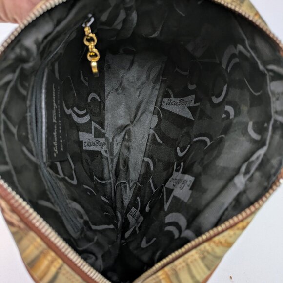 Ferragamo Butterfly Bag - Picture 9 of 10